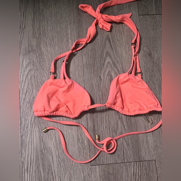 Beach Bunny Bikini Top - Picture 1 of 3